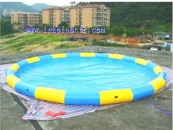 inflatable giant round pool